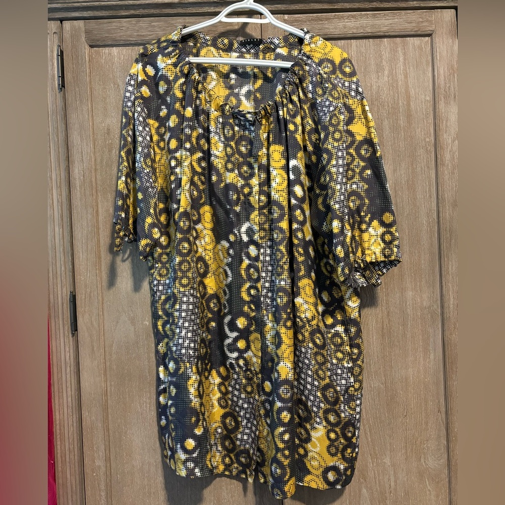 Sisley Yellow and black printed shirt dress. Size M